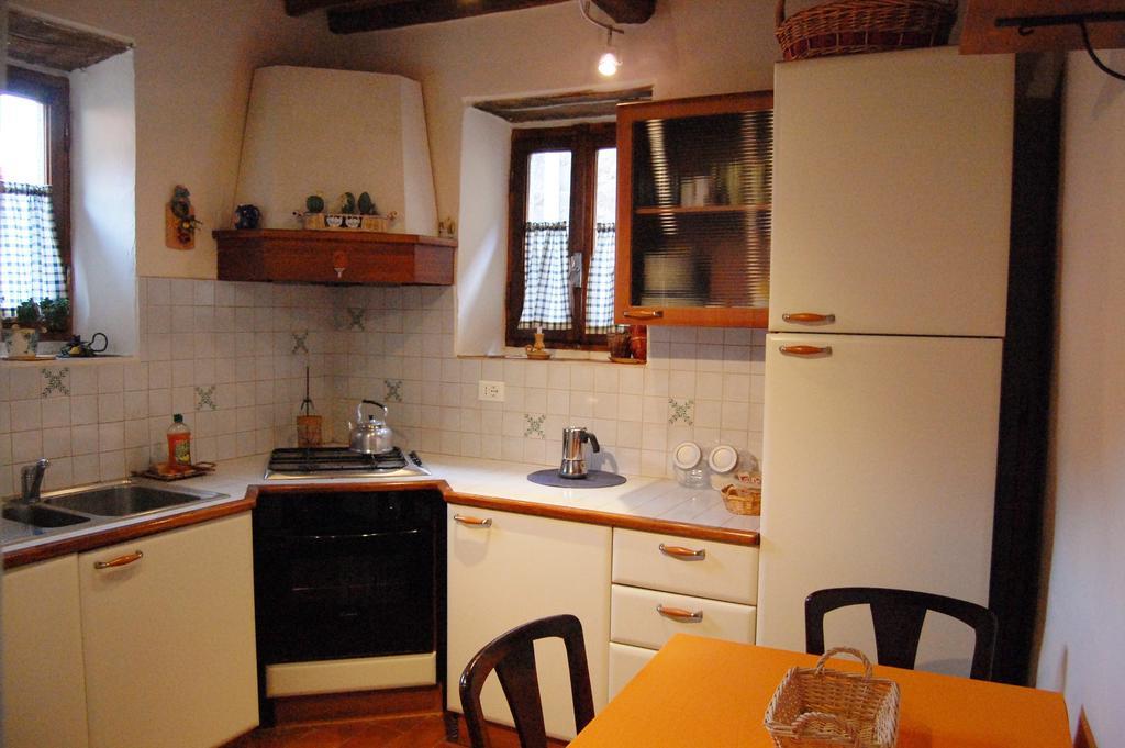Willa Casa Webb Bagni di Lucca Pokój zdjęcie